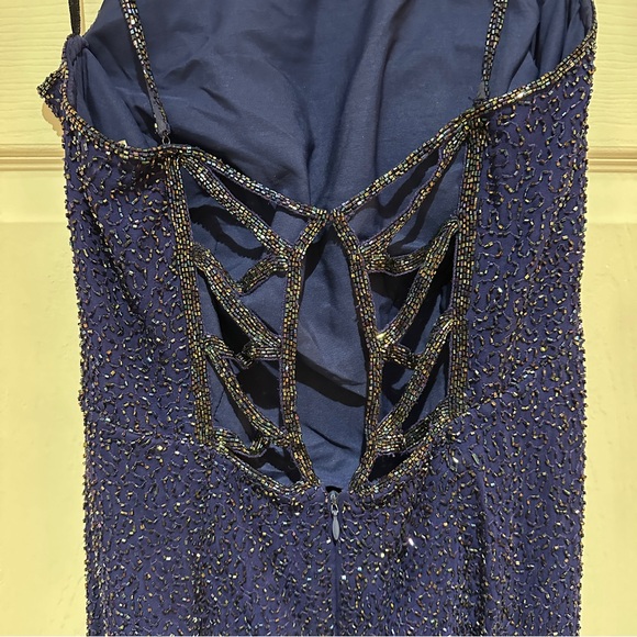 Cache navy blue gown - Picture 5 of 8